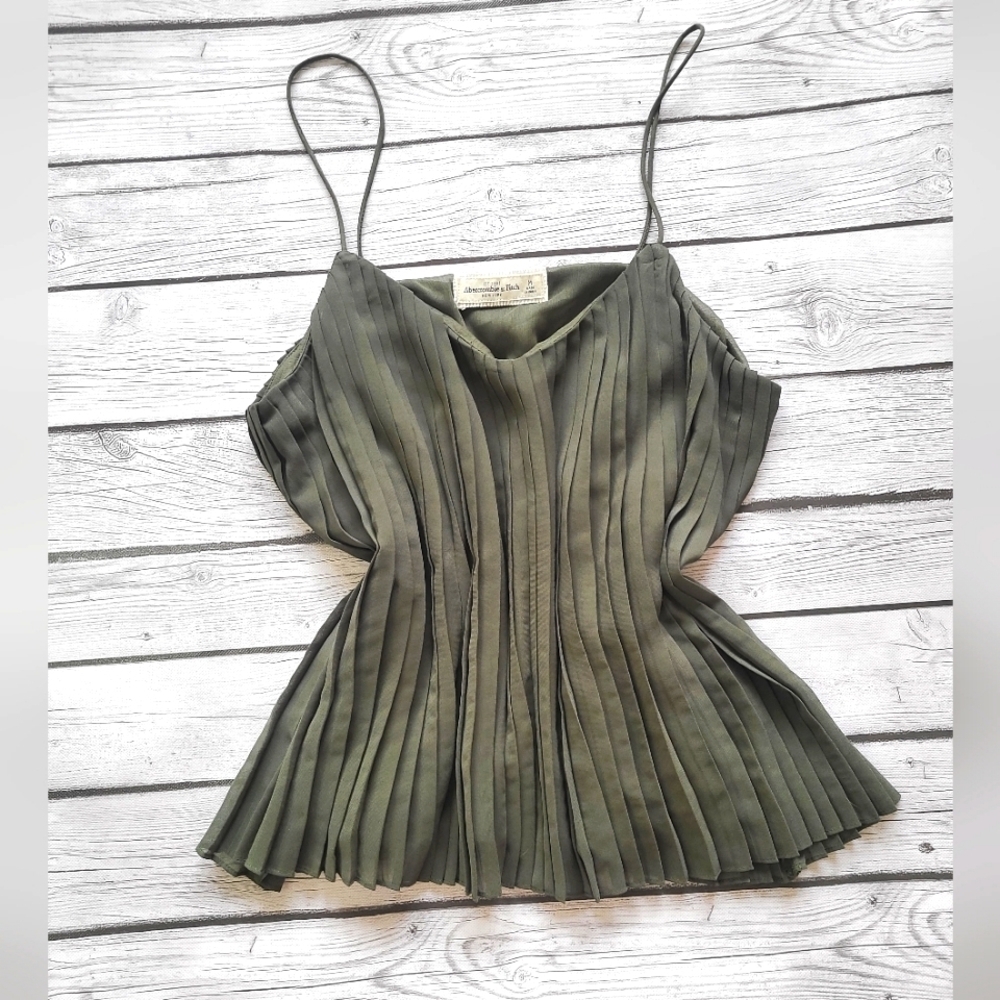 ABERCROMBIE & FITCH Women's Tank Top Black Pleated Spaghetti Strap Size M